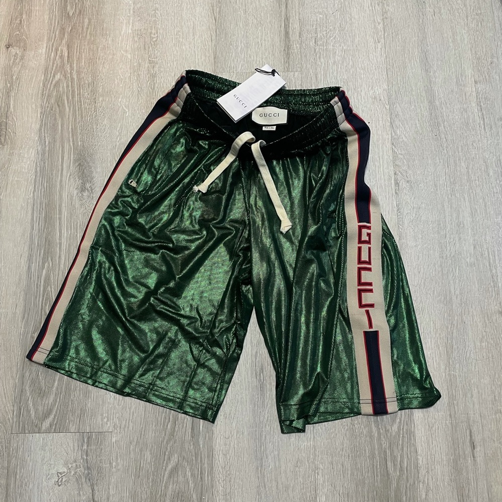 Gucci Men’s Green Metallic shorts